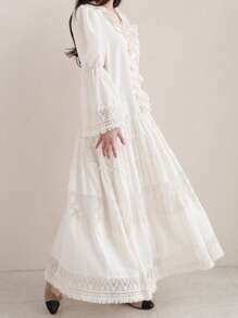 Dazy X KIMYOUJUNG 荷叶边装饰 V 领长袖连衣裙、荷叶边、秋季连衣裙