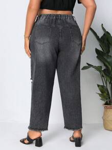 SHEIN Privé 女士大碼破洞牛仔褲附口袋 - 黑與白 - 查看 2