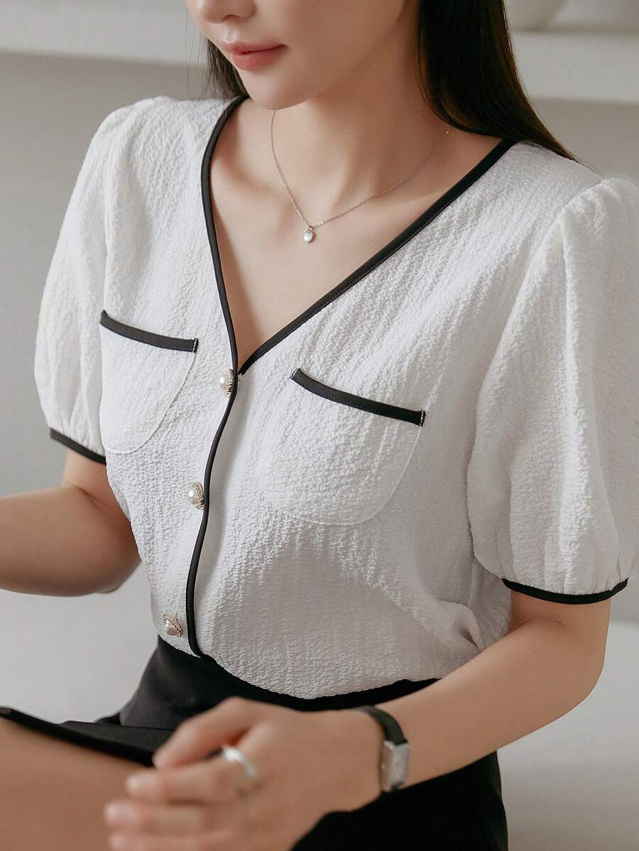 DAZY Áo cánh tay bồng dáng rộng màu khối có cổ chữ V mùa hè cho nữ, trang phục công sở thường ngày - trắng - Xem 1