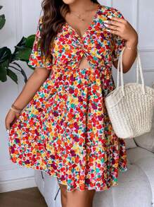 Breezaya Talla Grande Vestido Con Estampado Floral De Flor Completa, Manga Corta Con Volantes Entrecruzados Y Recortes