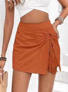 SHEIN Frenchy Dekoracja Z Frędzlami Połączone z pierścieniem Muszka Zawinąć Mini Asymetryczna lamówka Spódnica