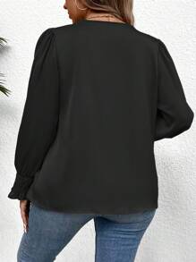 SHEIN Clasi Talla grande Blusa de cuello cruzado de manga farol - Negro - Ver 2