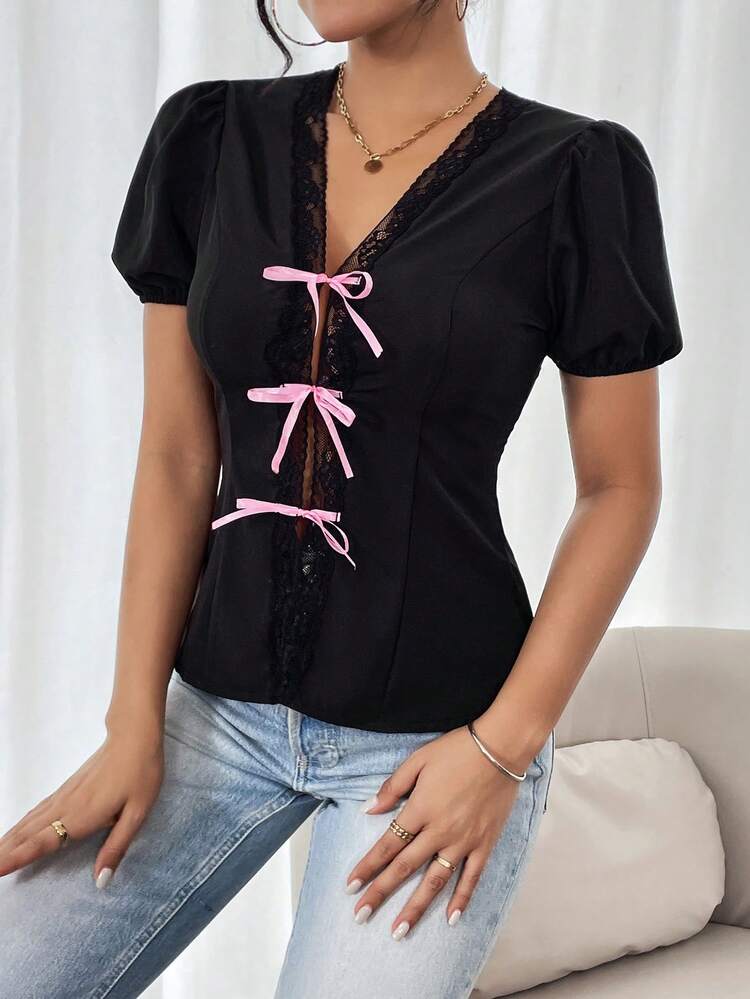 Women's Lace Splice Short Sleeve Shirt With Bow Decoration