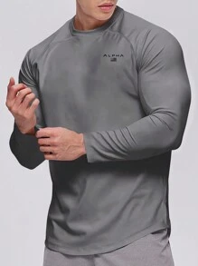 Manfinity Sport Corelite 男友风格男士长袖运动 T 恤，带字母印花，健身上衣 - 灰色 - 查看 3