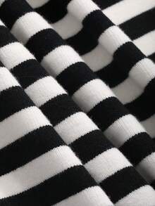 DAZY Patchwork Striped Knit Sweater With Round Neckline - Black - View 8