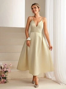 SHEIN BAE Solid Color Pleated V-Neckline Waist Cinched Bridesmaid Dress With Spaghetti Straps