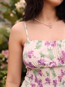 Aveloria Vestido corto con cintura fruncida para mujeres con estampado floral aleatorio y contrastante