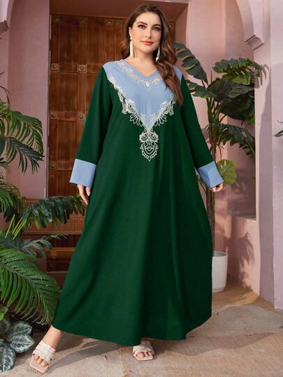 Al Najma Plus Size V-Neck Contrast Color Embroidered Arab Long Dress Kaftan Jalabiya Dress