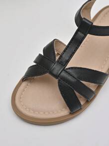 1 par de sandalias planas de estilo T de PU a la moda para niña, cómodas y versátiles, adecuadas para uso diario, bodas, fiestas, estilo bohemio de verano