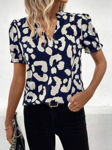 EMERY ROSE Blusa De Manga Corta Con Cuello En V Dentado Y Mangas Abullonadas Con Impresión De Leopardo Para Mujeres - Azul - Ver 5