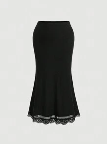 SHEIN MOD Plus Size Black Shoulder Strap Tank Top With Lace & Fish-Tail Hem, Side Slit Skirt, Suitable For Summer - Black - View 3