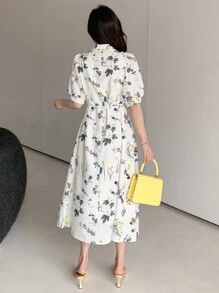 DAZY Women's Floral Printed Short Sleeve Tie Neck Dress - White - View 5