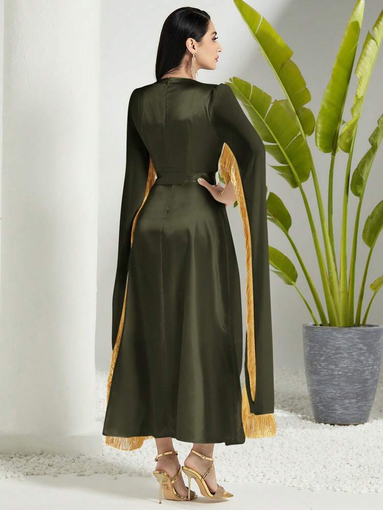 Women's Patchwork Tassel Detail Extra Long Split Sleeve Arabic Style Dress