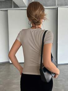 DAZY Solid Color Round Neck Slim Fit Short Sleeve T-Shirt - Khaki - View 2