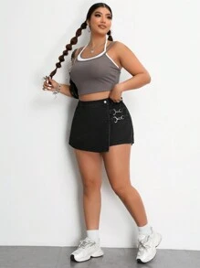 SHEIN EZwear Plus Size Y2k Style Solid Color Denim Skort With Decorative Chains, For Summer