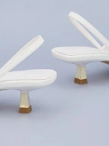 2024 女士新款时尚优雅魅力蝴蝶结尖头不对称剪裁平底鞋 - 白色 - 查看 3