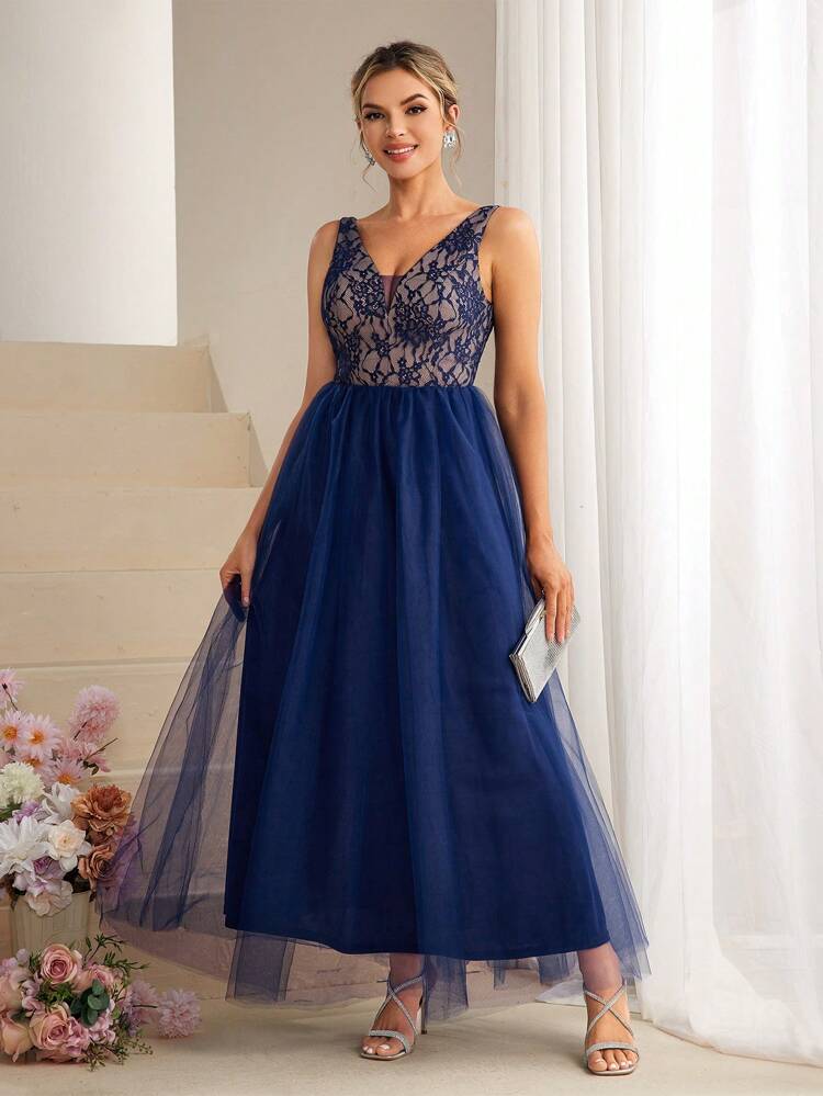 Elegant And Romantic Lace And Mesh Bridesmaid Dress