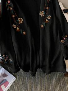 Franclia 大码女式纯色刺绣花卉休闲开衫 - 黑色 - 查看 3