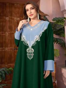 Al Najma Plus Size V-Neck Contrast Color Embroidered Arab Long Dress Kaftan Jalabiya Dress - Dark Green - View 3