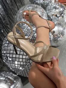 Giày sandal đế vuông mới cho nữ mùa hè, quai mảnh, gợi cảm và đa năng - Màu be - Xem 6