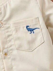 Conjunto De Verano De Bebé Recién Nacido De Niños Con Estilo, Camiseta Blanca Bordada Con Dinosaurio Y Ribetes De Colores Contrastantes Y Shorts De Mezclilla - Beis - Ver 3
