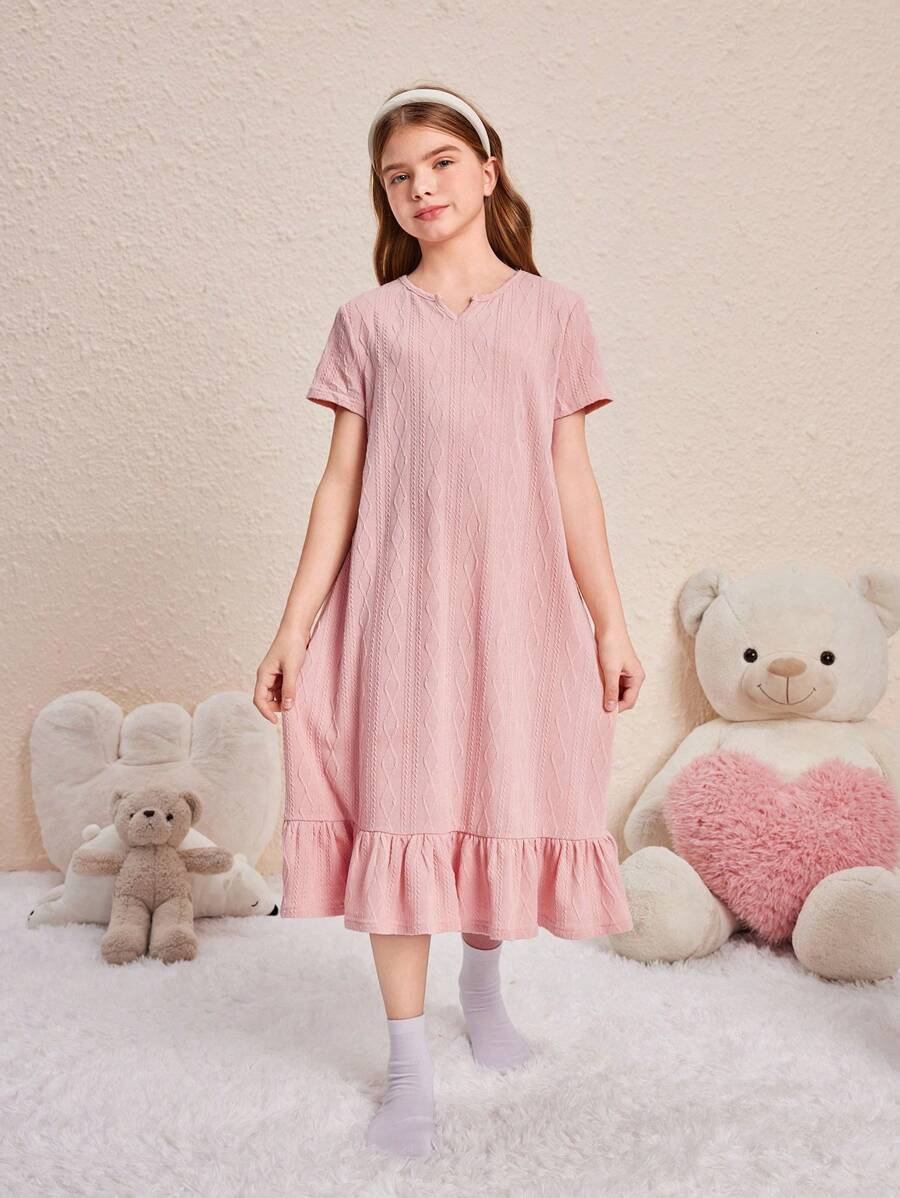 SHEIN 適合青少年女孩的寬鬆懶散短袖圓領針織織紋荷葉邊睡袍,帶有褶邊裝飾,適用於夏季 - 藕粉色 - 查看 1
