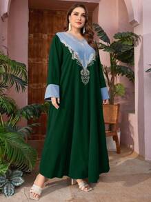 Al Najma Plus Size V-Neck Contrast Color Embroidered Arab Long Dress Kaftan Jalabiya Dress - Dark Green - View 4