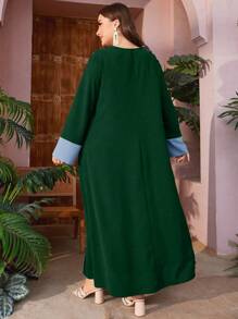 Al Najma Plus Size V-Neck Contrast Color Embroidered Arab Long Dress Kaftan Jalabiya Dress - Dark Green - View 2