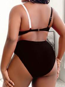 SHEIN Swim Curve Summer Beach Plus Size Women's Ruched Color Block Bikini Set