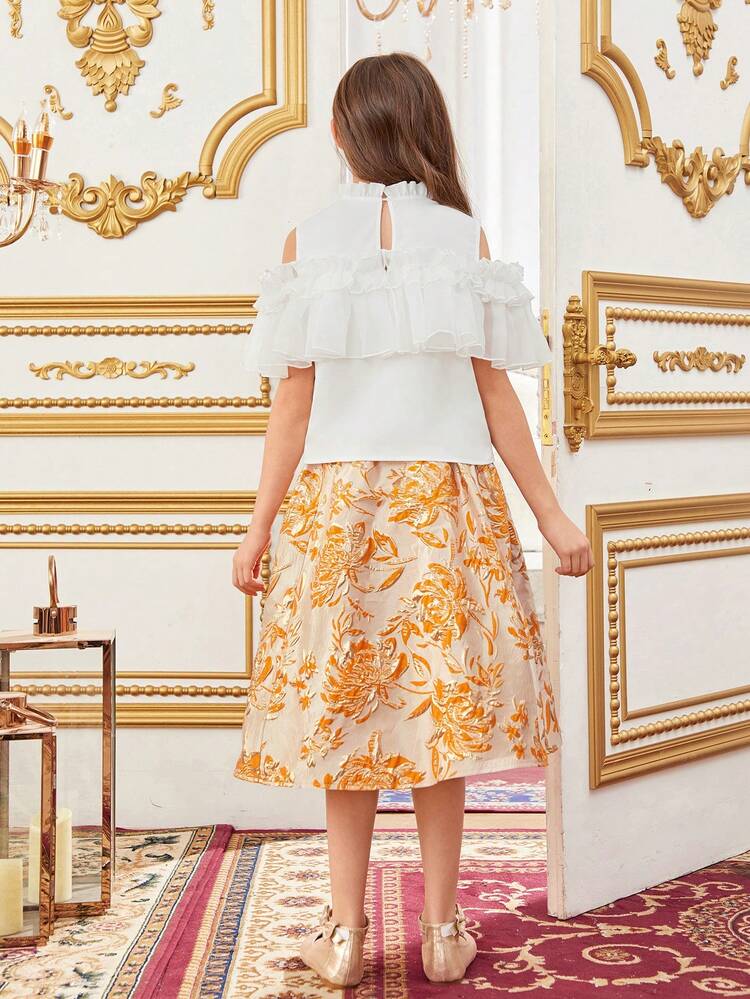 Tween Girls' Matching Off-Shoulder Ruffle Blouse And Flower Jacquard Skirt Set