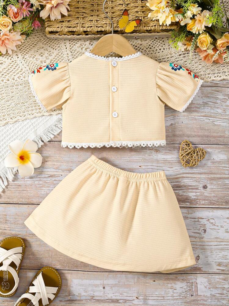 Baby Girl Floral Printed Patchwork Lace Edge Top And Skirt Set