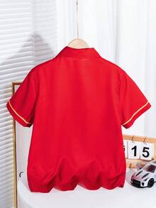 SHEIN Tween Boy Loose Fit Race Car Pattern Polo Áo sơ mi có tay áo ngắn - Đỏ - Xem 2