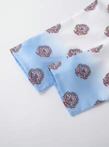 年輕女孩花卉印花和荷葉邊緣開衫式和服連衣裙