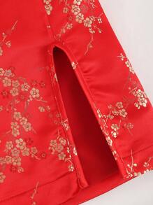 SHEIN Unity Vestido Qipao Impreso Con Flores Diminutas En unicolor Dorado Y Hebilla Integrada - Rojo - Ver 4