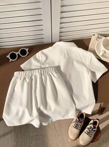 SHEIN 2入組年輕男孩休閒襯衫，格紋短袖衫帶口袋和短褲裝 - 白色 - 查看 7