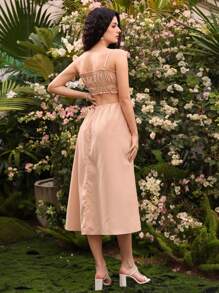 Aveloria Einfarbiges, Ausgeschnittenes, Lässiges Trägerkleid Mit Spaghettiträgern