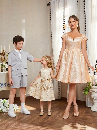 SHEIN 3入組青少年男童短袖綢緞衫、條紋西裝外套、短褲套裝,有凹口翻領