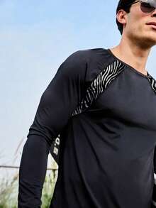 Manfinity Swimmode Men's Simple Surfing T-Shirt - Multicolor - View 3