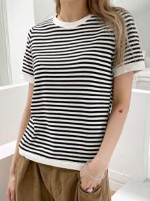 DAZY Camiseta De Manga Corta De Cuello Redondo Con Rayas Y Bloques De Color - Blanco y Negro - Ver 4