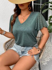 SHEIN Frenchy Plus Size Solid Color Lace Patchwork T-Shirt - Green - View 4