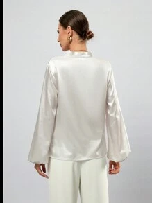 GENKIRA 女性純色雲袖包身襯衫 - 白色 - 查看 2