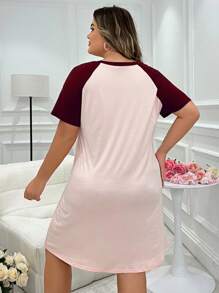 Plus Size Color Block Letter Embroidery Raglan Sleeve Nightgown - Pink - View 2