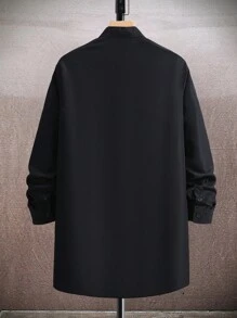 Manfinity Homme Camisa de manga larga con cuello alto y botones de unicolor para hombre, camisa casual negra lisa, otoño