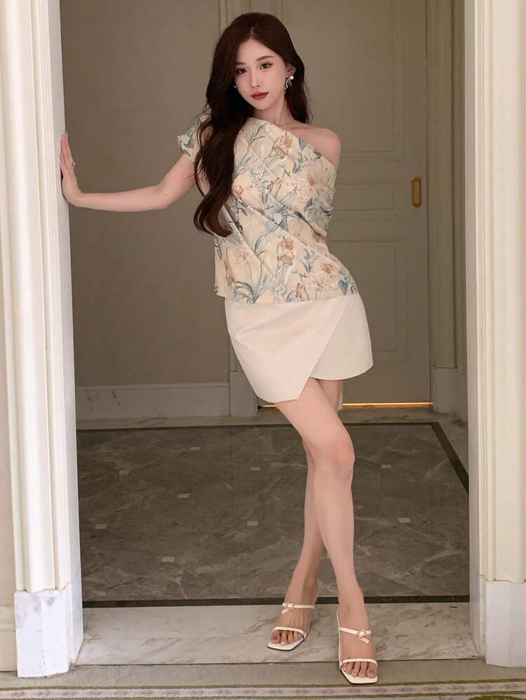 Women's Loose-Fit Blouse With All-Over Floral Print ,New Year Eve,Short Sleeve Tops Summer Vacation Outfits Women Going Out Tops Women Easter Boho