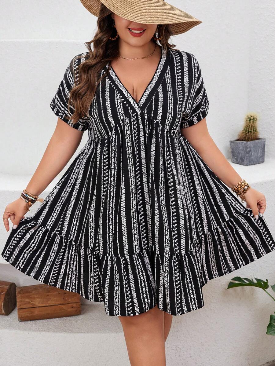 SHEIN VCAY Kích thước lớn Của phụ nữ Sọc Cổ chữ V Kỳ nghỉ Đầm - màu đen - Xem 1