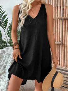 Breezaya Solid Color V-Neck Sleeveless Dress