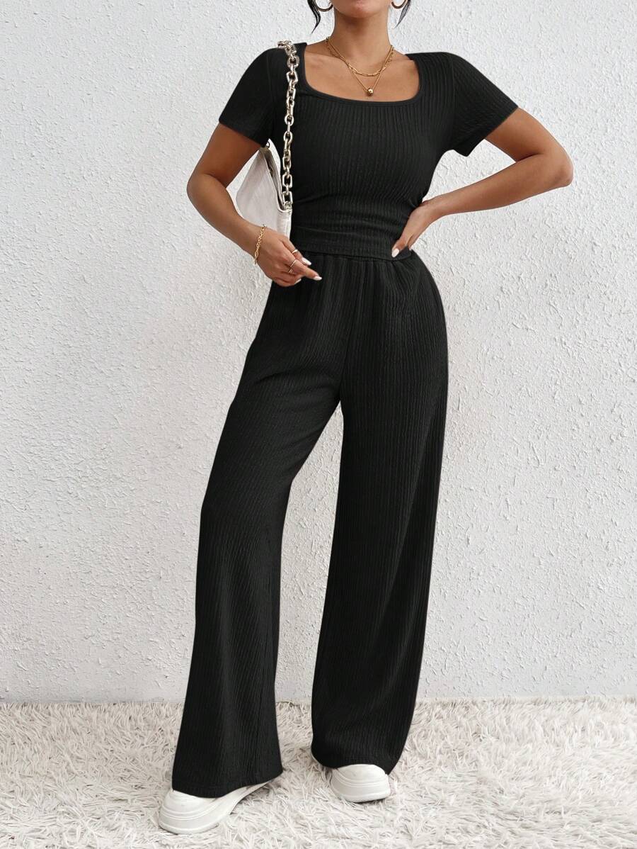 SHEIN Frenchy Conjunto casual de 2 piezas para mujer con camiseta de manga corta de cuello cuadrado y pantalones anchos de cintura elástica - Ropa de vuelta al colegio, ropa de otoño para mujer, estilo "old money", ropa de profesora, pantalones de pijama, informal femenino - Negro - Ver 1