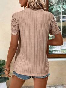 SHEIN LUNE Vá lại Ren Vòng cổ Ngắn tay Áo thun - Màu Khaki - Xem 2