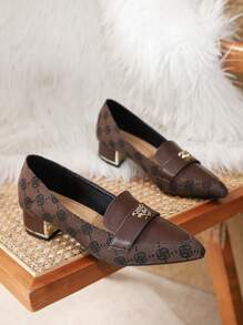 女士时尚舒适尖头粗跟乐福鞋，饰有虎头金属扣和印花设计，优雅大方，女士高跟鞋 - 棕色 - 查看 3
