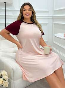 Plus Size Color Block Letter Embroidery Raglan Sleeve Nightgown - Pink - View 3